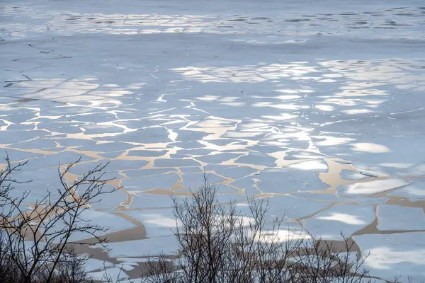 Закрытие Замерзшего Льда Реке Сторватнет Норвежском Тронделаге — стоковое фото