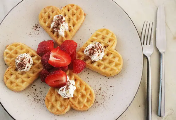 Heart Shaped Waffles Fresh Strawberries Cream — Stock Photo, Image