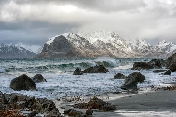 Polar Low Coming Beach Lofoten Nordland Norwegia — Zdjęcie stockowe