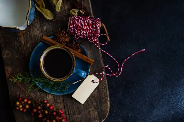 Christmas Spiced Coffee Blue Ceramic Mug Spices Berries Dark Moody — Stock Photo, Image
