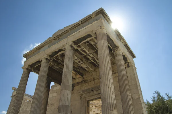 Erechtheion tempel in athens griechenland. — Stockfoto