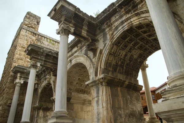 Hadrianus Kapısı - Antalya'nın Simgesel Yapı