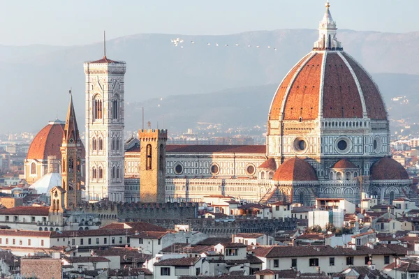 Firenzei dóm Santa Maria del Fiore-naplemente — Stock Fotó