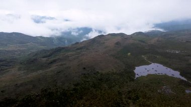 And Dağları Gölü 'nün Hava Panoraması. Yüksek kalite 4k görüntü