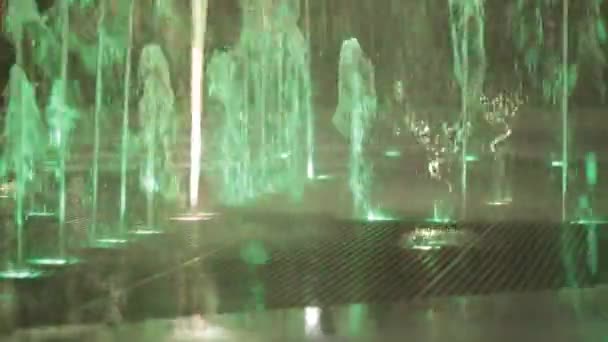 Fontaine à eau plane avec lumières 