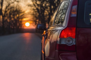 gün batımına doğru