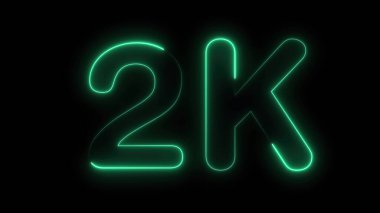 Parlak yeşil ışıklı neon 2K işareti parlak koyu bir zemin üzerinde, teknoloji, oyun ve dijital temalar için ideal..