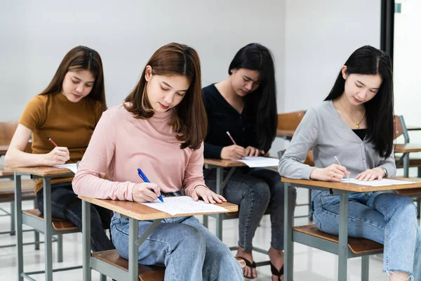 Young Female University Students Concentrate Doing Examinations Classroom Girl Students — Stock Photo, Image