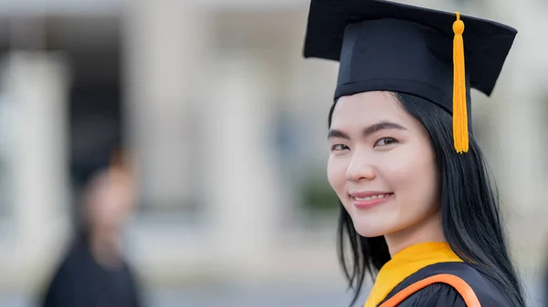 Young Beautiful Asian Woman University Graduate Graduation Gown Mortarboard Holds — Stock Photo, Image