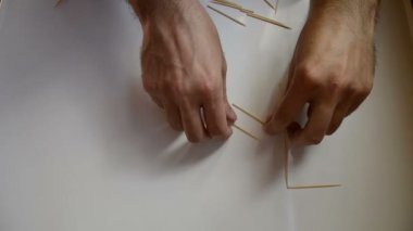Kürdan numaraları beyaz arka plan üzerinde çizim erkek
