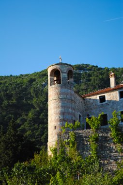 Küçük güzel kilise