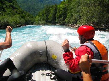 Karadağ, nehir Tara - Haziran 06/2012: Karadağ kuzeyde yarışmalar rafting üzerinde geçti. Rekabet farklı ülkelerin temsilcileri tarafından katıldı.