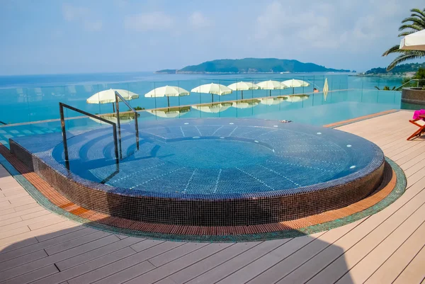 Nice pool on a sultry day — Stock Photo, Image