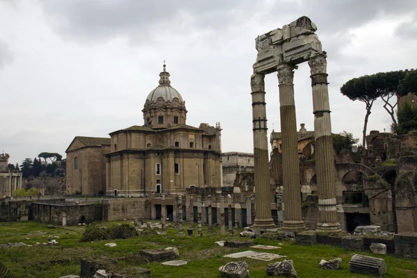 Императорские форумы Рима — стоковое фото