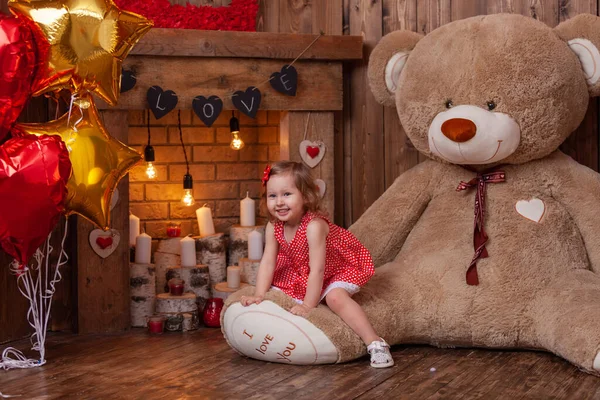 Happy Little Girl Beautiful Backdrop Valentine Day Photo Shoot Huge — 스톡 사진