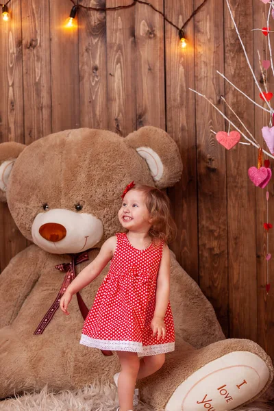 Happy Little Girl Beautiful Backdrop Valentine Day Photo Shoot Huge — Stockfoto