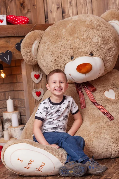 Happy Boy Beautiful Background Photo Shoot Valentine Day Cuddling Huge — Stock Fotó