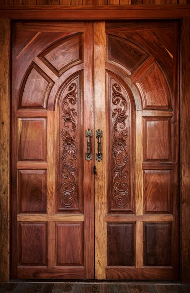 Porta de madeira decoração moderna casa — Fotografia de Stock