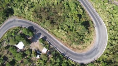Pu Thap Berk, Tayland 'a giden yolun havadan görünüşü