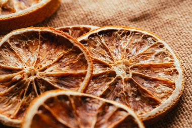 Kurutulmuş limon ve portakal açık renkli Sivas'tan üzerinde