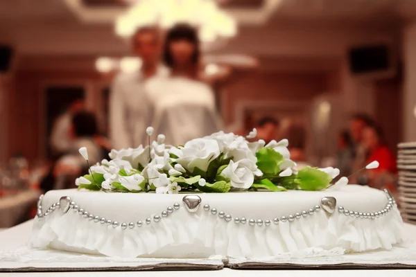 Bolo de casamento bonito — Fotografia de Stock