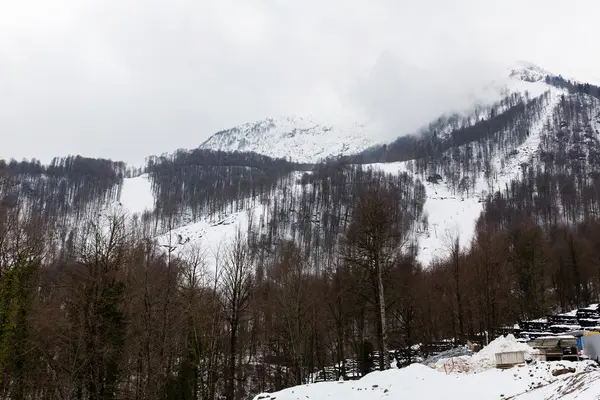 Гірський ландшафт. Червона Поляна, Сочі, Російська Федерація — стокове фото