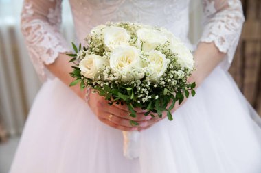 Düğün buketli gelin, yakın plan.