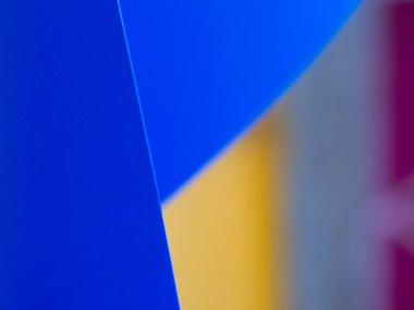 Odak bulanık arkaplan dışında katmanlı yığın ile mavi renk.