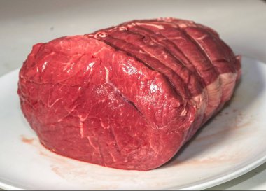 Çiğ sığır eti lokantası.