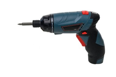 Kompakt kablosuz şarj edilebilir tornavida matkabı beyaz arkaplanda izole edildi, DIY, inşaat, onarım ve ev geliştirme projeleri için ideal.