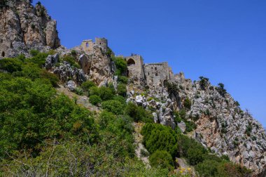 2025 baharında Ortaçağ St. Hilarion Şatosu