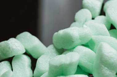 köpük çok mavi arka plan parça yakın çekim