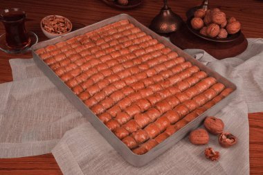 Baklava Piramidi Yaratıcı Tatlı Düzenlemesi