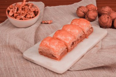 Ev yapımı Baklava 'nın Altın Çıtır Tabakları