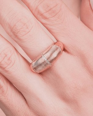 Özel Anlar İçin Özel Yapım Altın ve Elmas Mücevherler