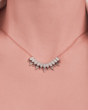 Özel Anlar İçin Özel Yapım Altın ve Elmas Mücevherler