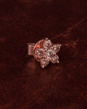 Kişisel Altın ve Elmas Mücevher Hediyeleri