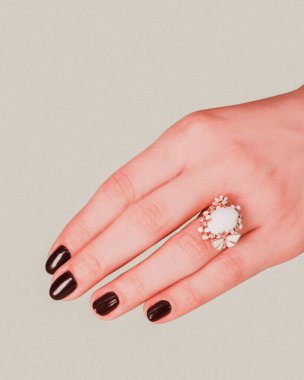 Kişisel Altın ve Elmas Mücevher Hediyeleri