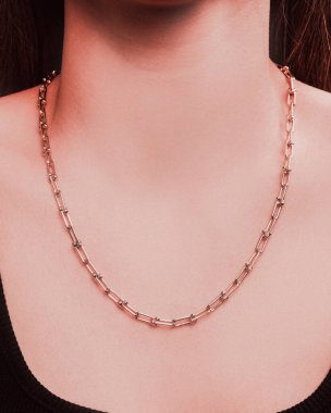 Değerli Altın ve Elmas Mücevherler