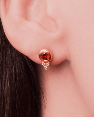 Değerli Altın ve Elmas Mücevherler