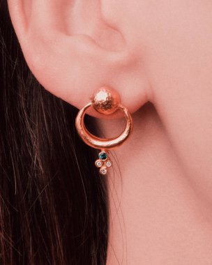 Değerli Altın ve Elmas Mücevherler