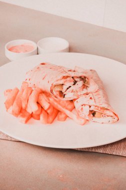 Lezzetli et eti, Türk kebap, sandviç dürümü.