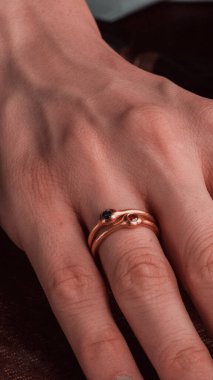 Parlak Mücevher Setleri: Altın, Elmas ve Gemstone