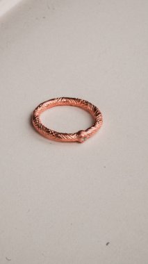 Parlak Mücevher Setleri: Altın, Elmas ve Gemstone