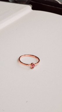 Parlak Mücevher Setleri: Altın, Elmas ve Gemstone