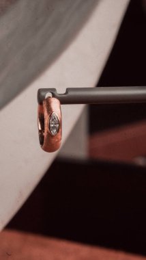 Parlak Mücevher Setleri: Altın, Elmas ve Gemstone