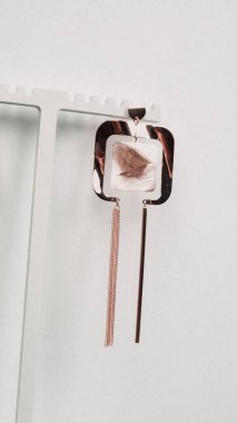 Zamansız Lüks Mücevherler: Elmaslar ve Altın Tasarımlar