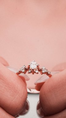 Her Olay İçin El Yapımı Altın ve Elmas Mücevherler