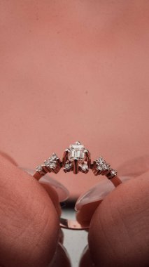 Her Olay İçin El Yapımı Altın ve Elmas Mücevherler