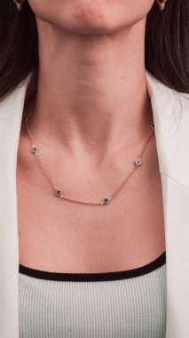 Her Olay İçin El Yapımı Altın ve Elmas Mücevherler